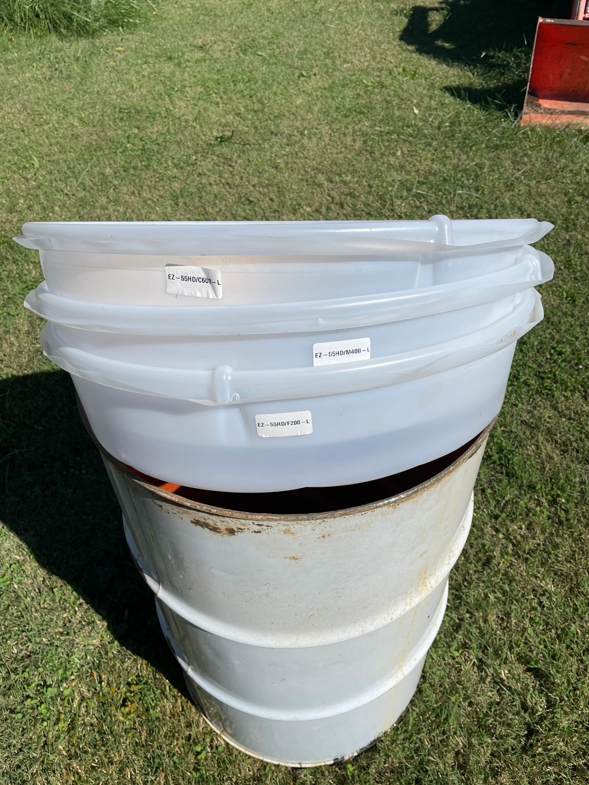 Plastic strainer set for 55-gallon drum